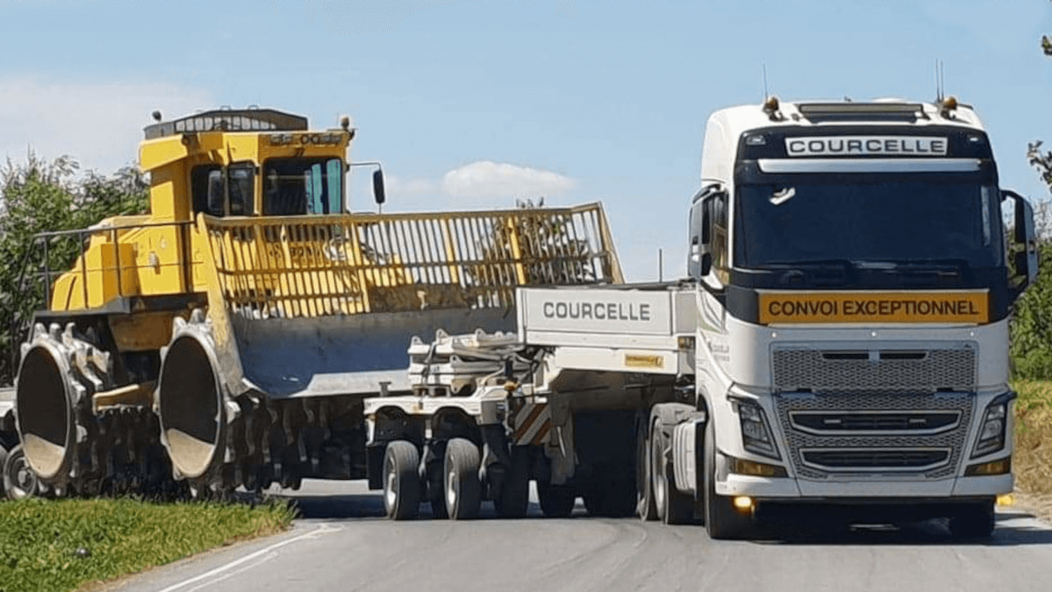 Image d'illustration du métier TRANSPORT CONVOI EXCEPTIONNEL